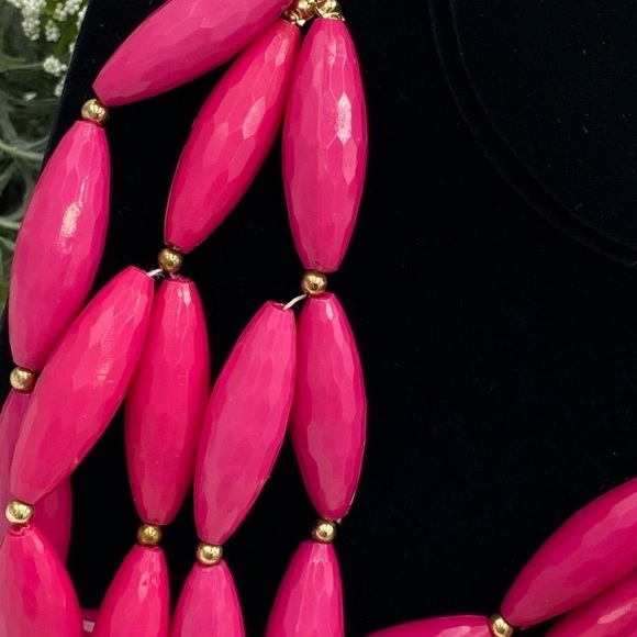 Amrita Singh Statement Multi-Strand Hot Pink Beads and Gold Tone Chain Necklace - Picture 4 of 15